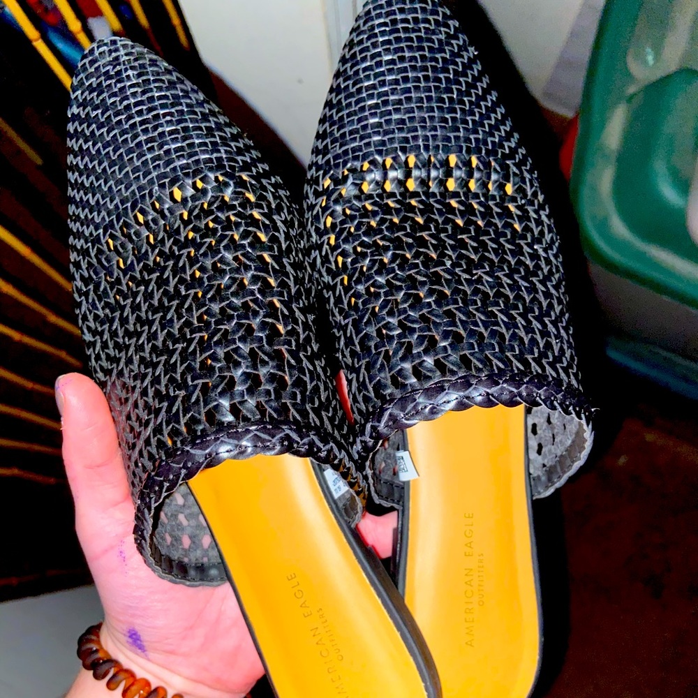 AM EAGLE slip on shoes